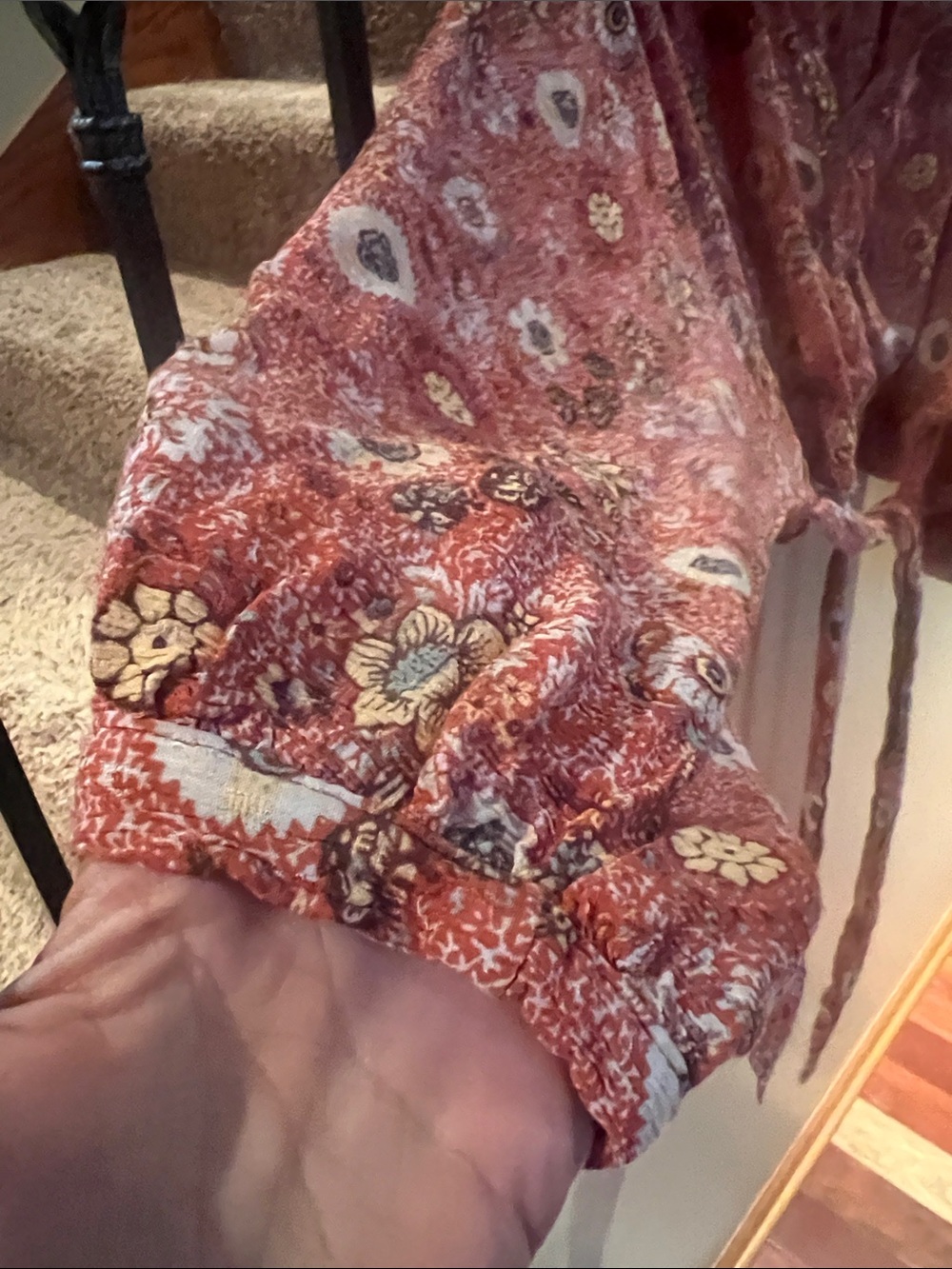 Nicole Miller Rust Floral Wrap Crop Top - Picture 3 of 8